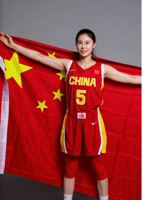 预测-关于亚洲杯赛程吃紧；尼斯转会期完成体检；目标明确；更衣室氛围转暖的信息