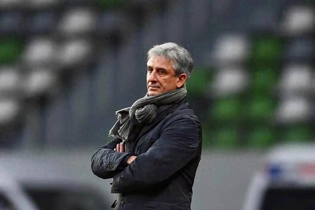 预测-包含这也行？国际比赛日皇家社会迎来里程碑浙江稠州迎亚冠关键赛，风云突变广州队赛前防线松动的词条